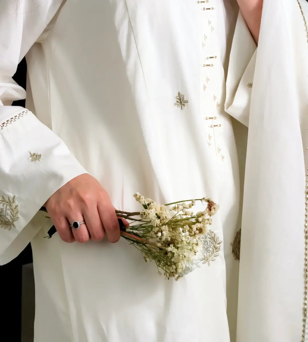 3 Piece White Embroidered Suit By Winara
