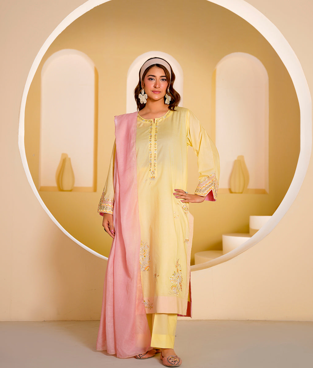 Embroidered Lawn Suit By Winara