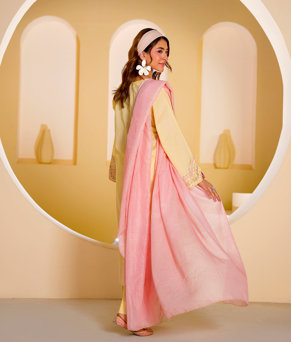 Embroidered Lawn Suit By Winara
