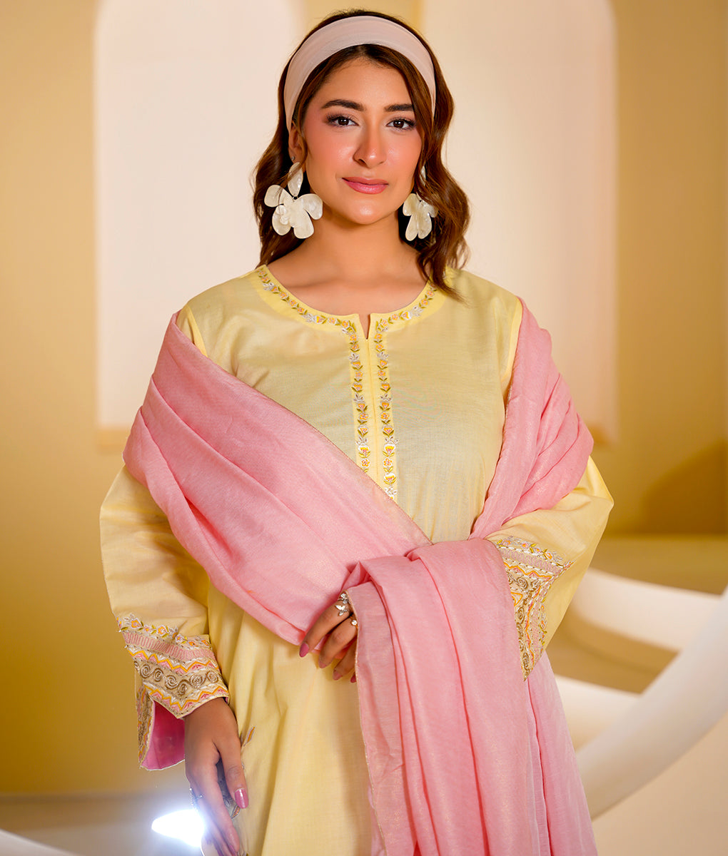 Embroidered Lawn Suit By Winara