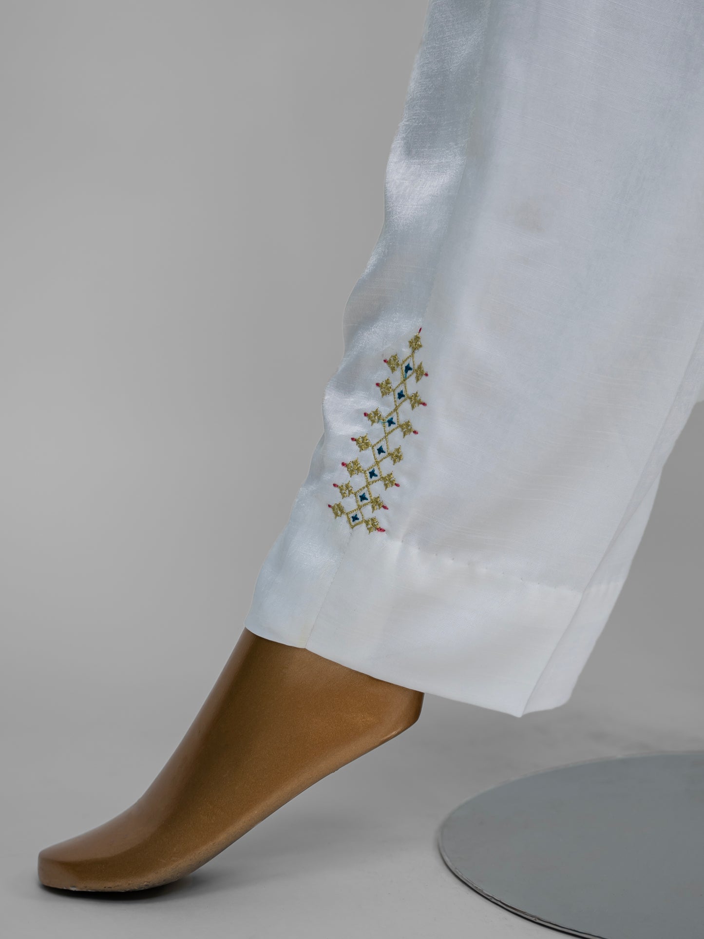 Embroidered Karandi Suit by Winara