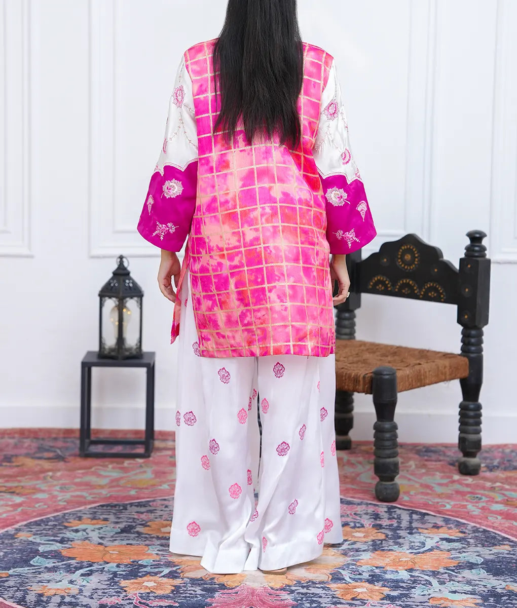 Printed Mulberry Silk Suit by Winara