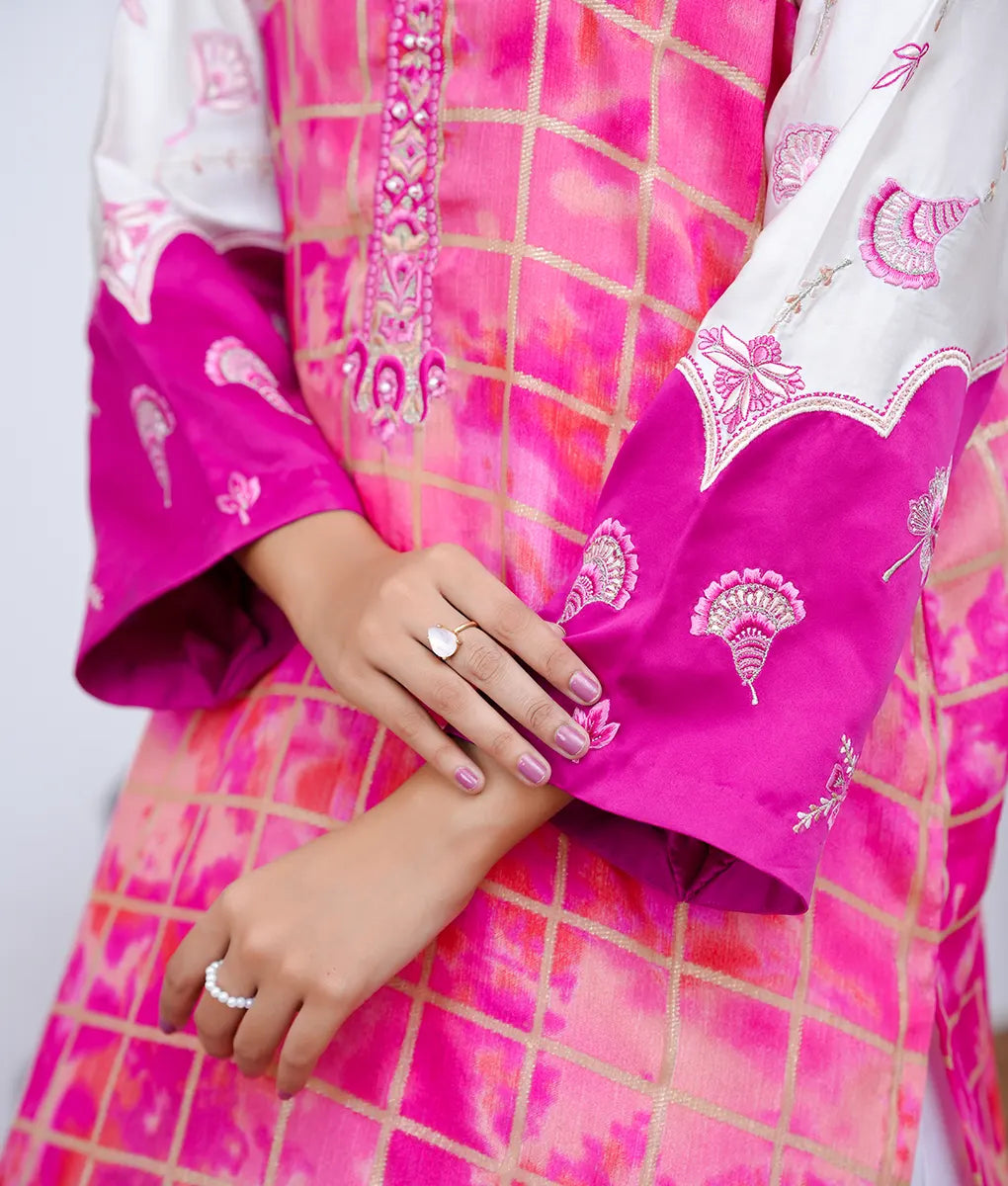 Printed Mulberry Silk Suit by Winara