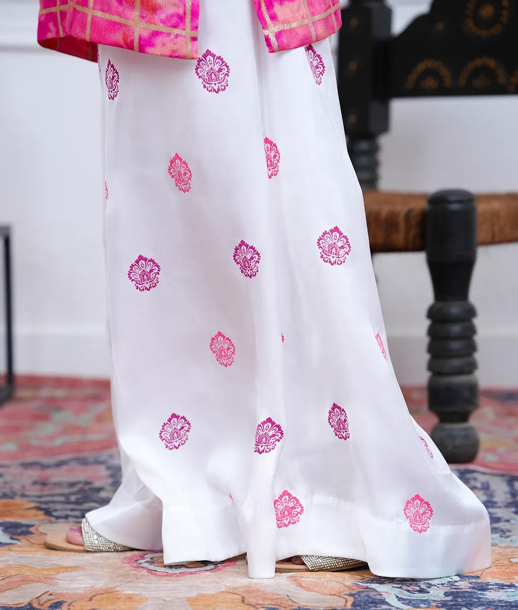 Printed Mulberry Silk Suit by Winara